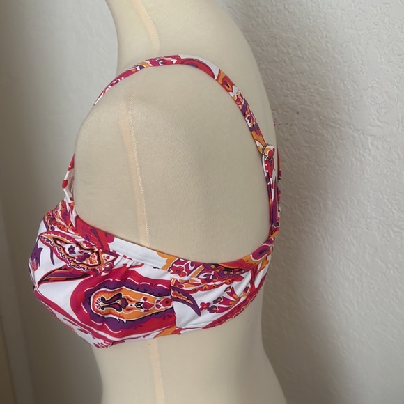 Swimsuit Top - Picture 2 of 6